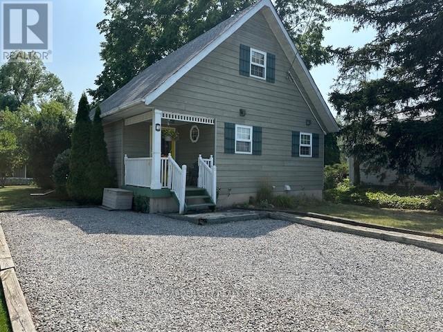 7 Marlatts Rd, Thorold, ON L2V 1M9