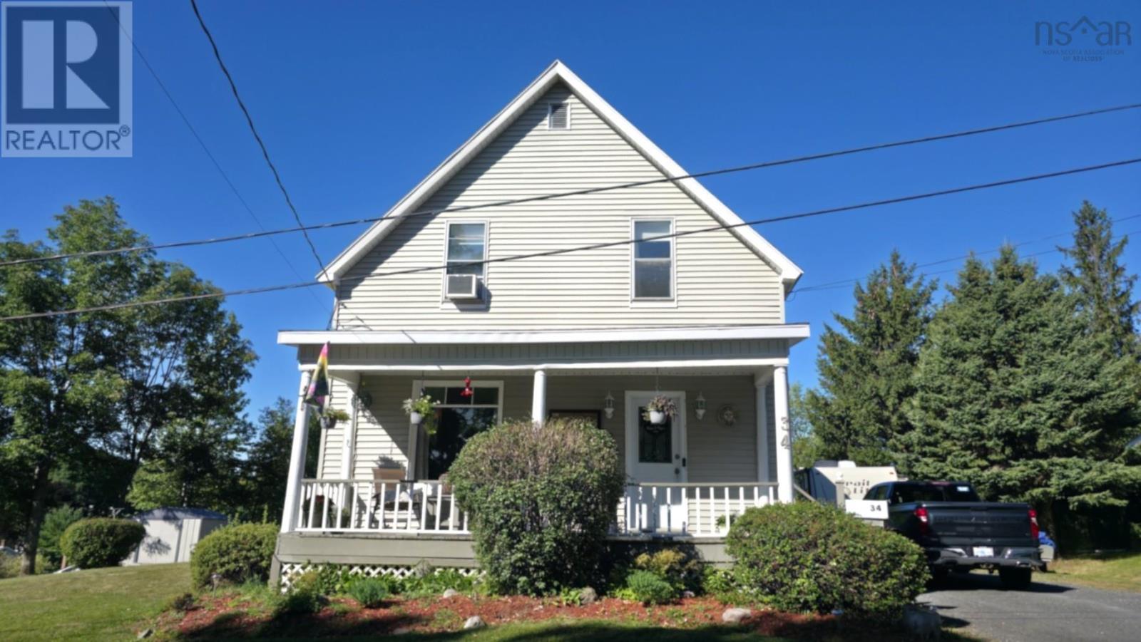 34 Duke St, New Glasgow, NS B2H 1R1