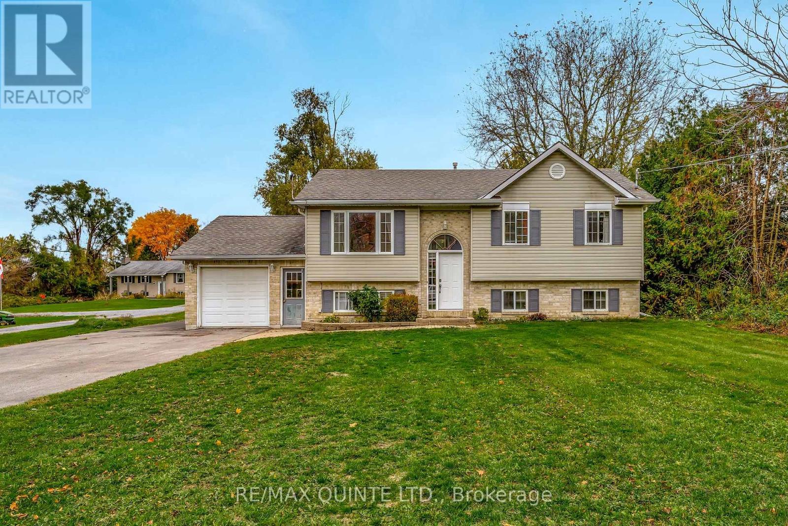 81 Wallbridge Rd, Quinte West Sidney Ward, ON K8P 1C2