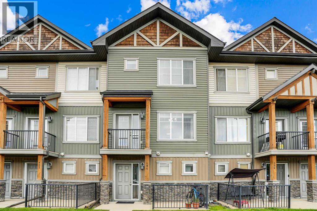 154 Skyview Springs Mnr NE, Calgary, AB T3N 0A7