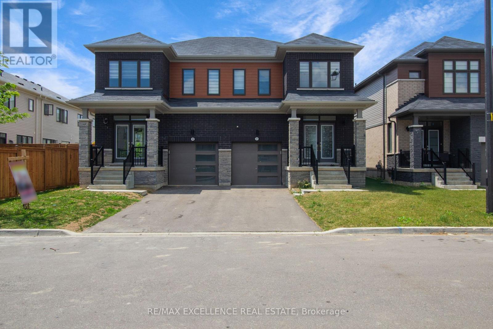 49 Malcolm Cres, Haldimand, ON N3W 0E9