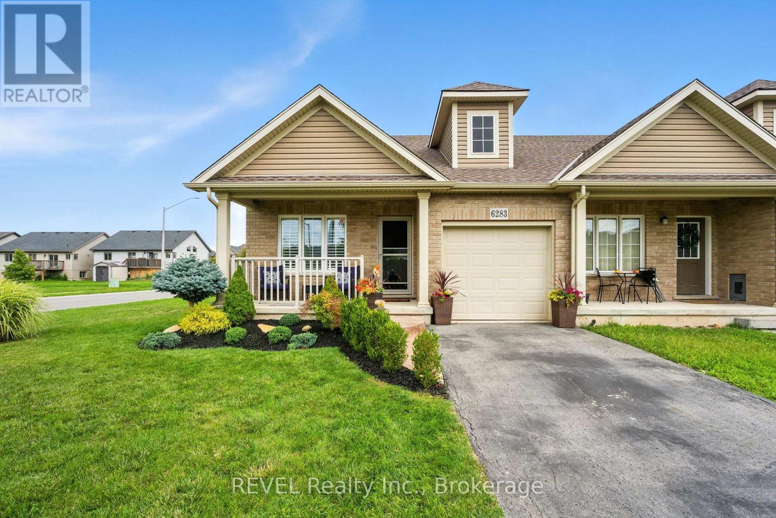 6283 Dores Dr, Niagara Falls, ON L2G 0H1
