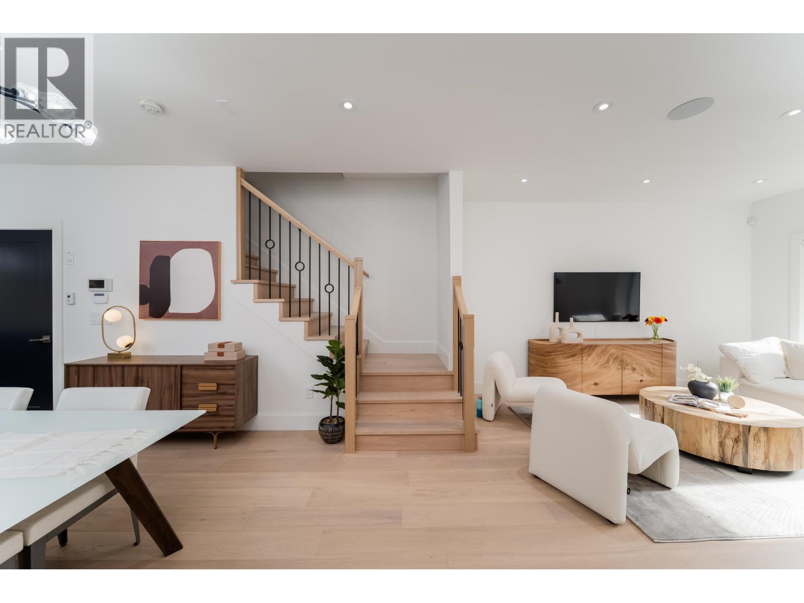 3783 W 27th Ave, Vancouver, BC V6S 1R2