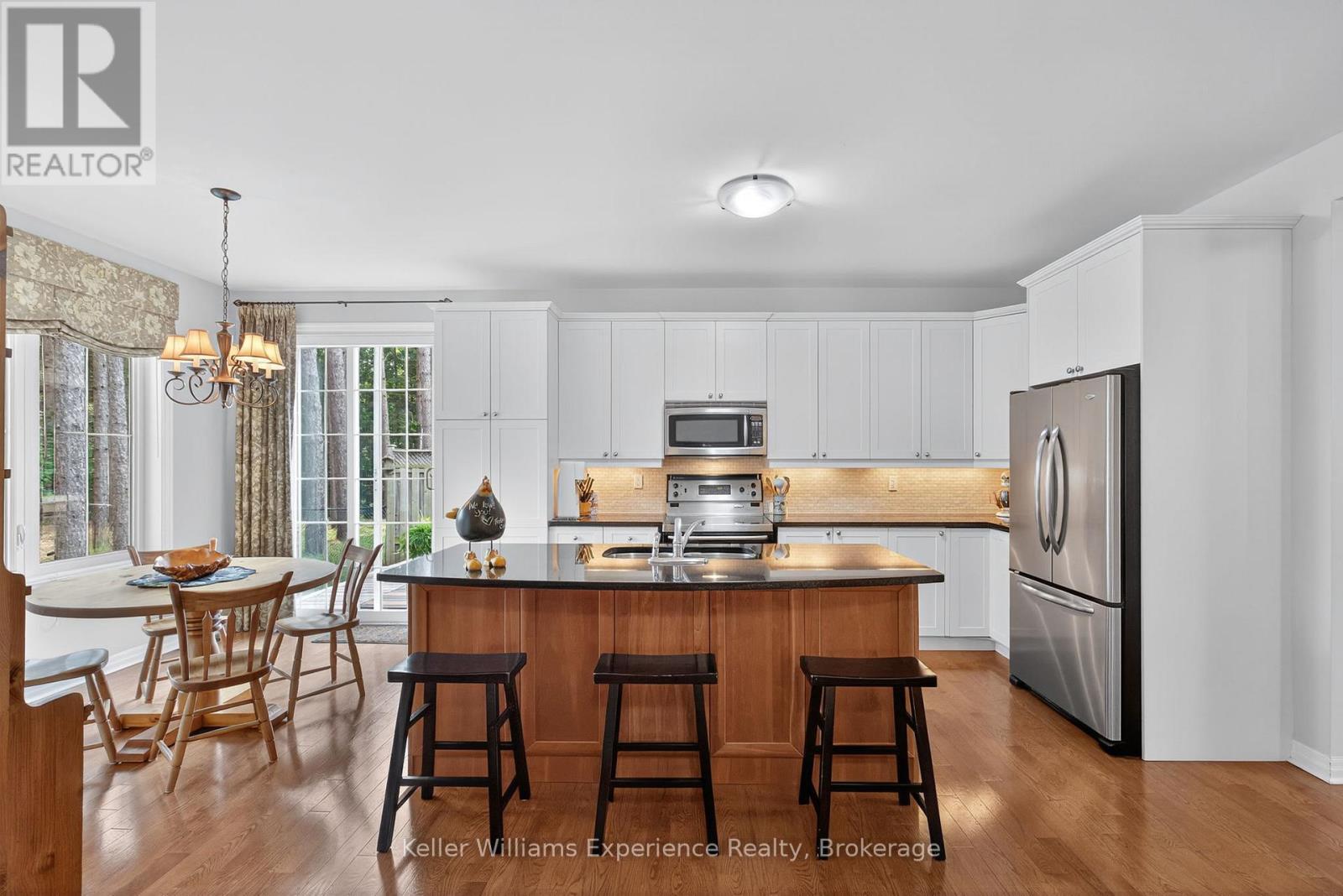 40 Windsong Cres, Bracebridge, ON P1L 0A3