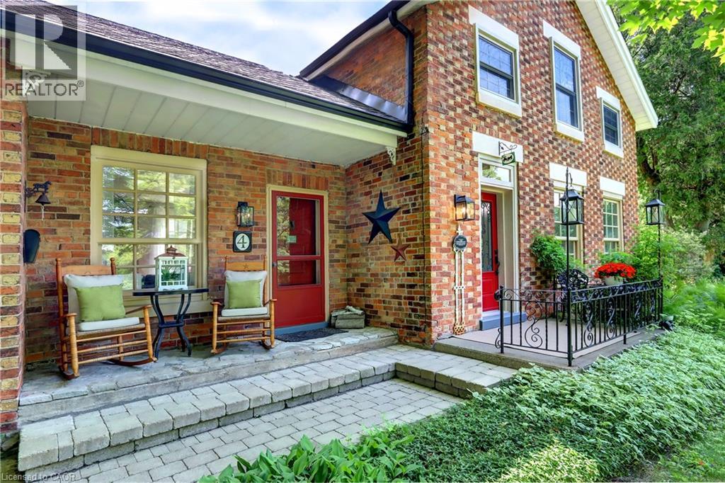 4 Stewarttown Rd, Halton Hills, ON L7G 4S5