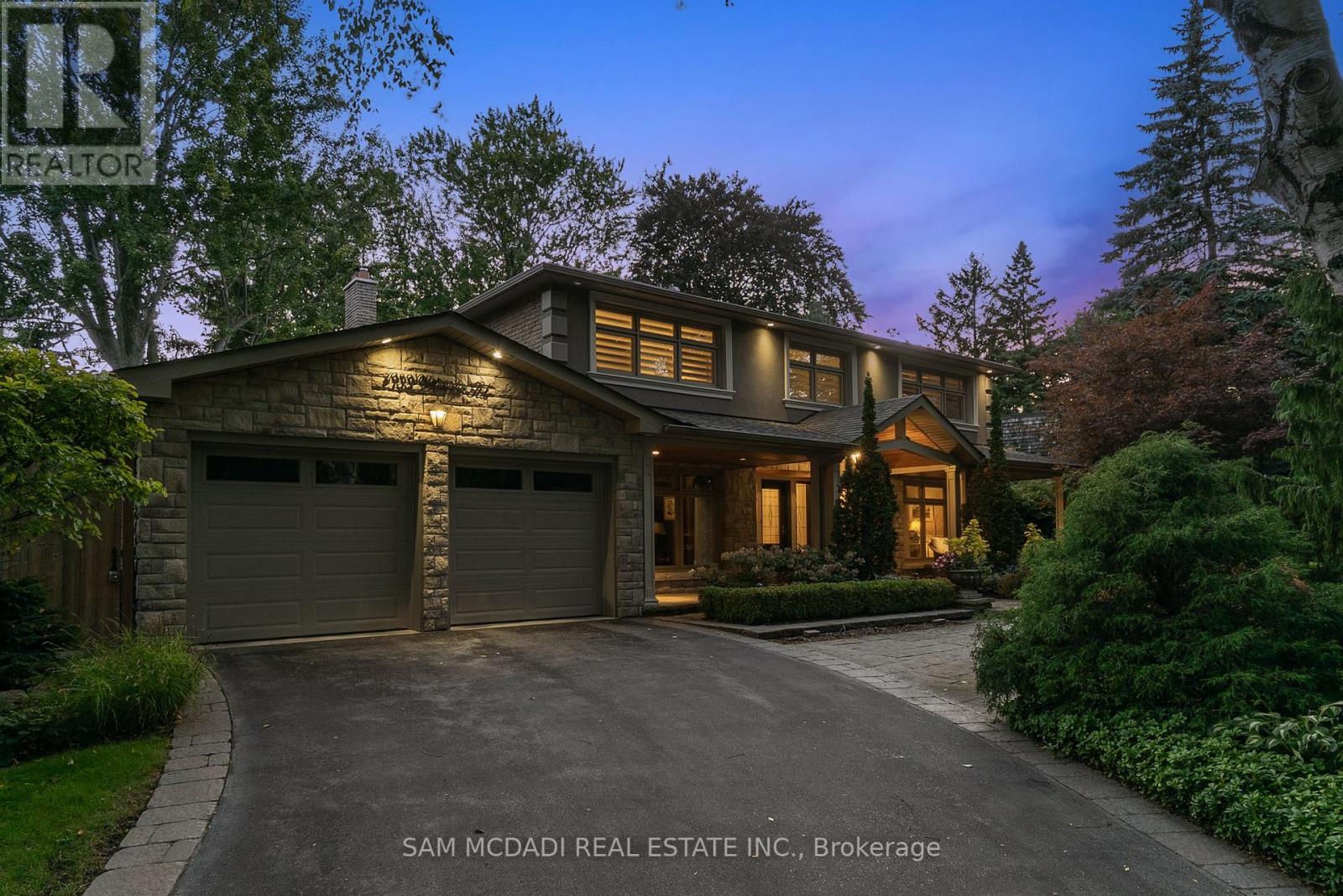 1383 Watersedge Rd, Mississauga, ON L5J 1A3
