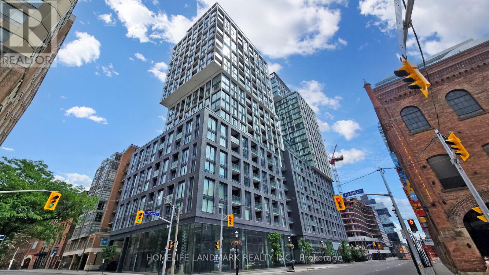 1101 158 Front St E, Toronto, ON M5A 0K9