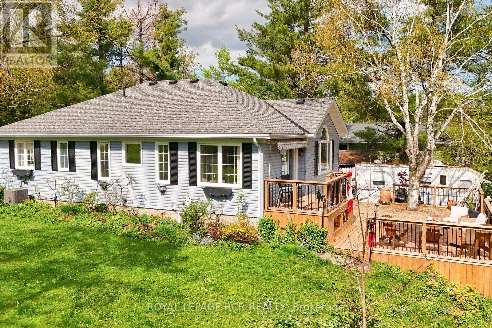 24 Dean Rd, Mulmur, ON L0N 1S8