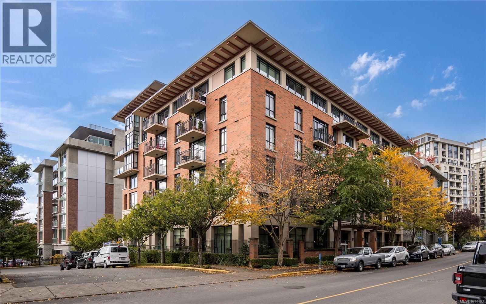 827 Fairfield Rd Unit 107 Rd, Victoria, BC V8V 5B2