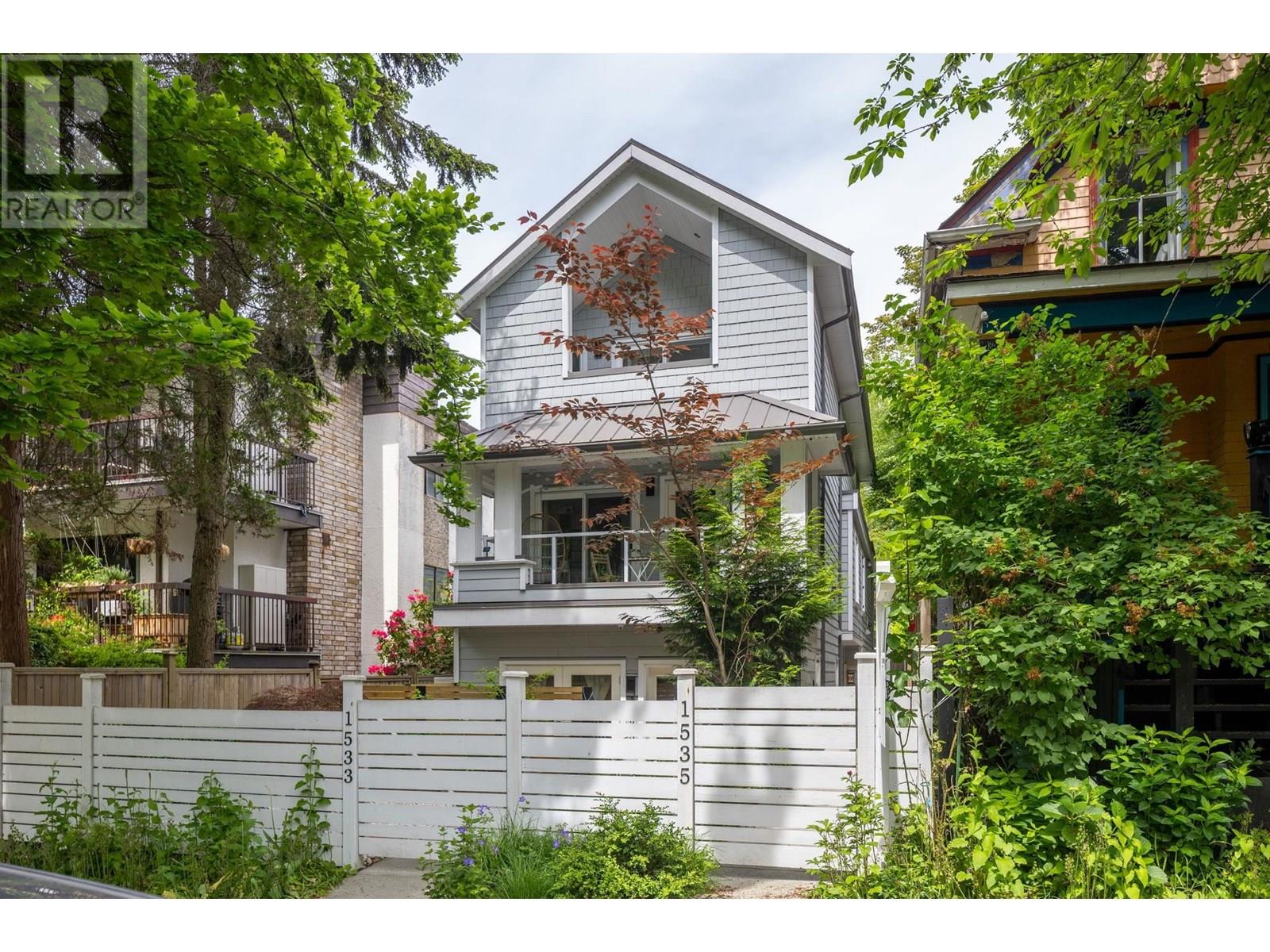 1535 E 5th Ave, Vancouver, BC V5N 1L6