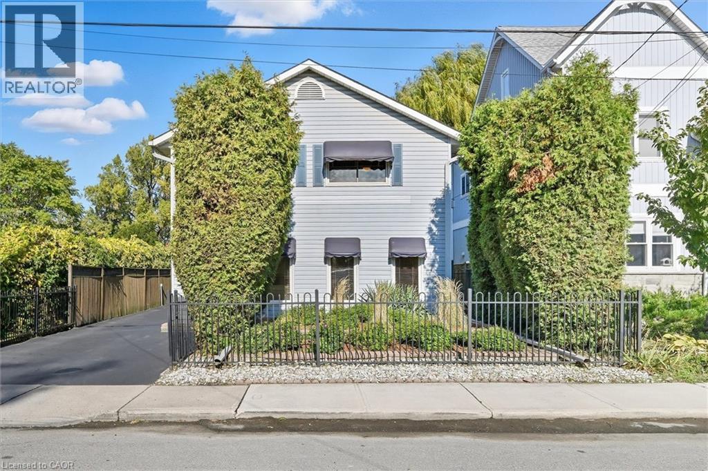 21 Arden Ave, Hamilton, ON L8H 7C2