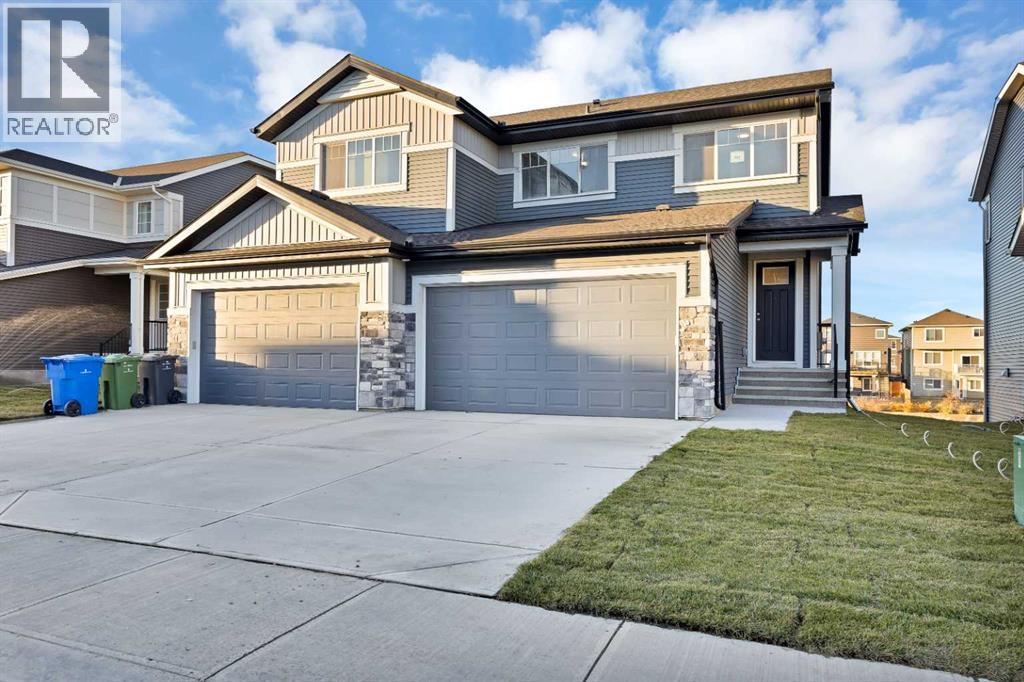 541 Chelsea Gdns, Chestermere, AB T1X 2V5