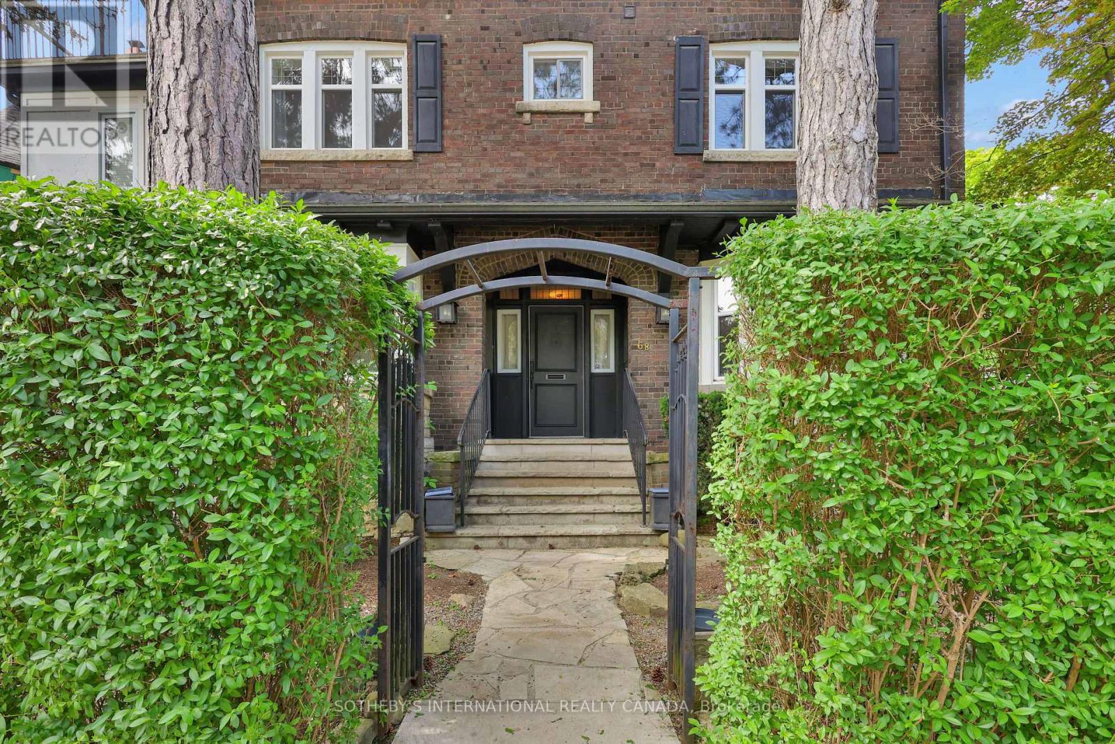 68 Astley Ave, Toronto, ON M4W 3B1