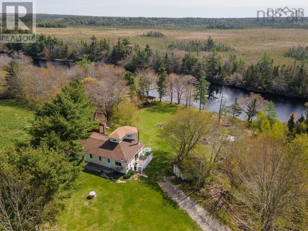 1256 Upper Clyde Rd, Shelburne, NS B0T 1W0