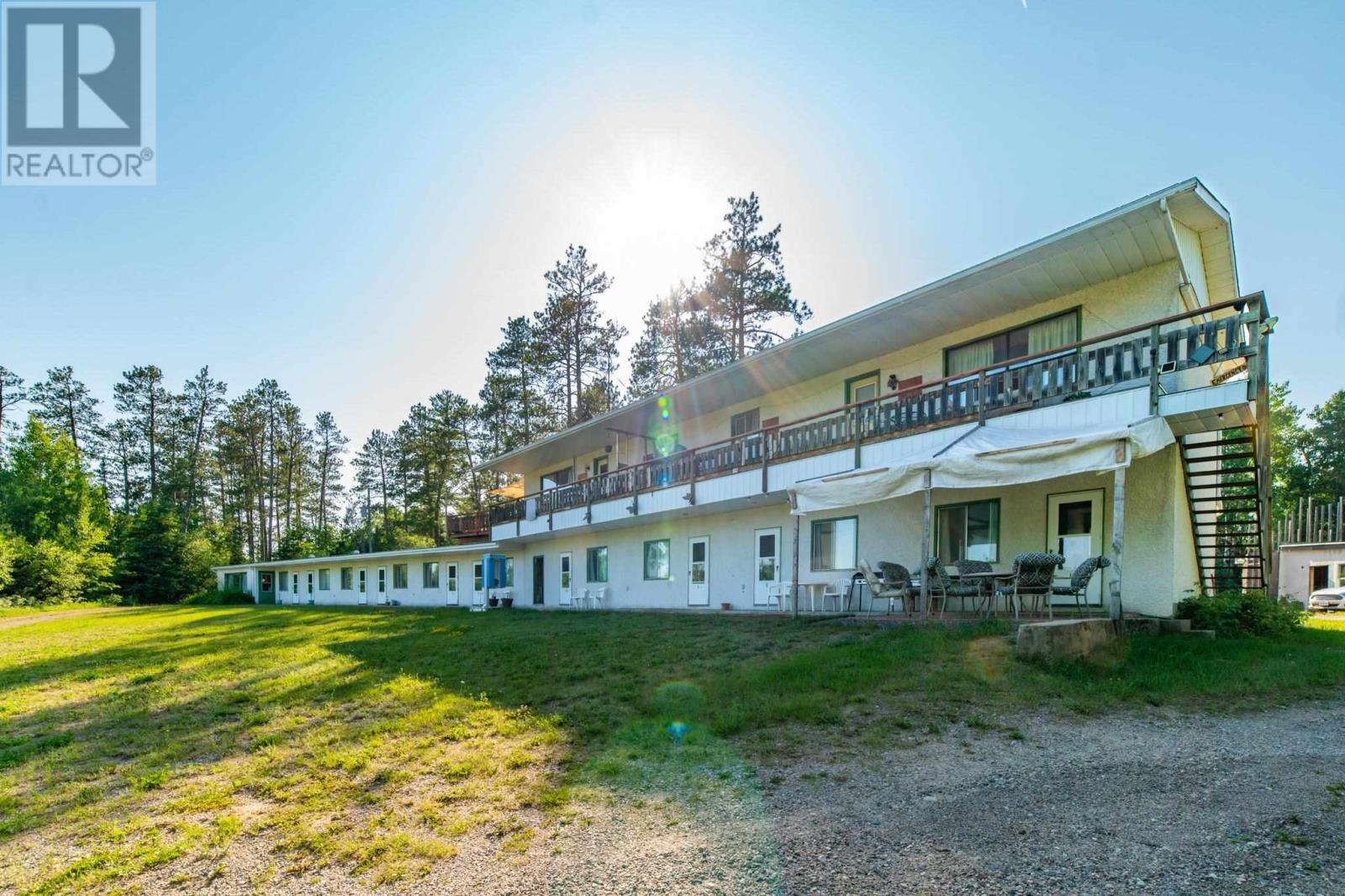 4582 Highway 17 E, Kenora, ON P0X 1H0