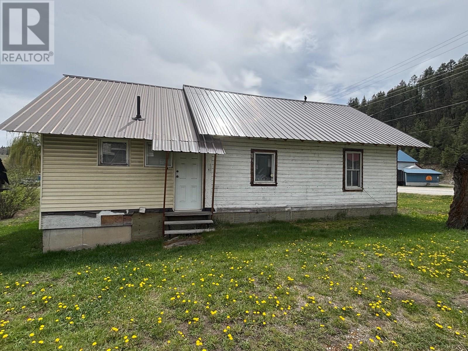 4123 Highway 3 Hwy, Rock Creek, BC V0H 1Y0