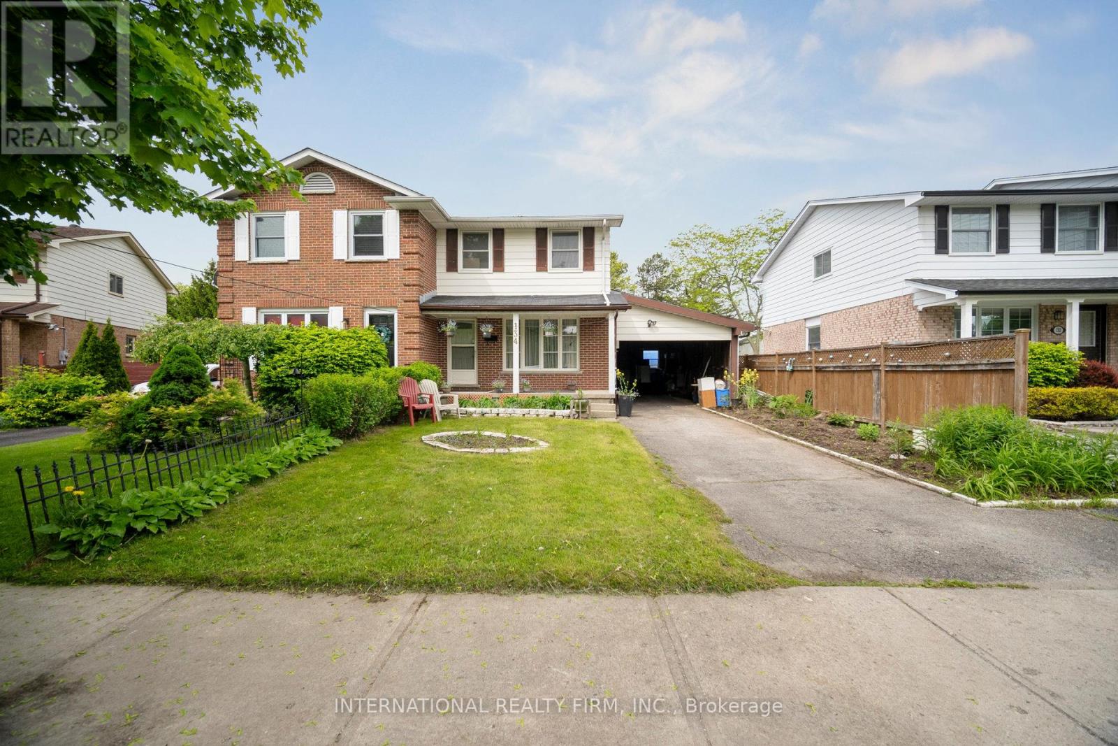 134 Garland Ln, London, ON N5V 3K8