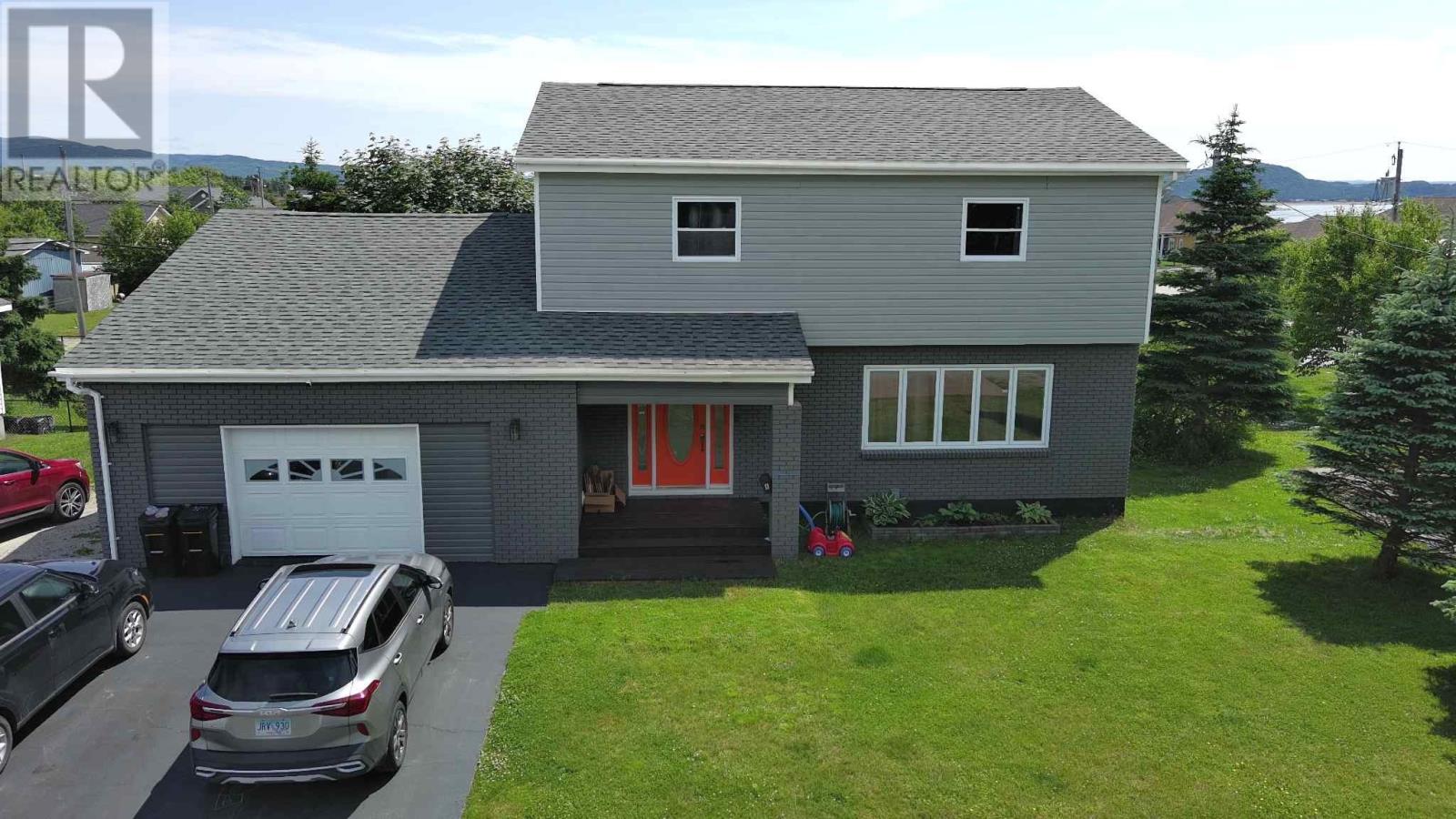 8 Laurel Dr, Stephenville, NL A2N 1Z6