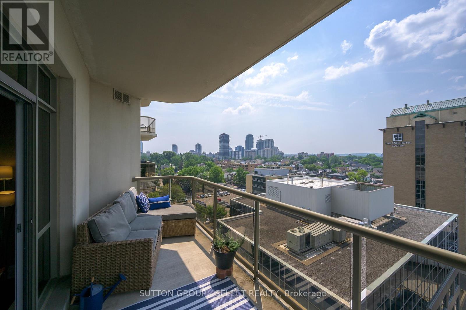 1007 250 Pall Mall St, London East East F, ON N6A 6K3