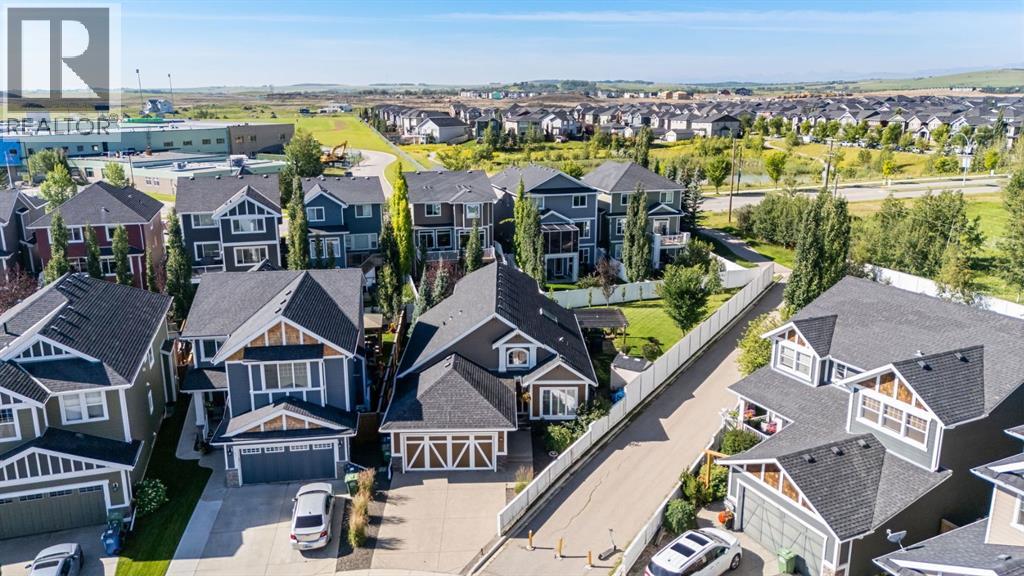 68 Ridge View Close, Cochrane, AB T4C 0J2