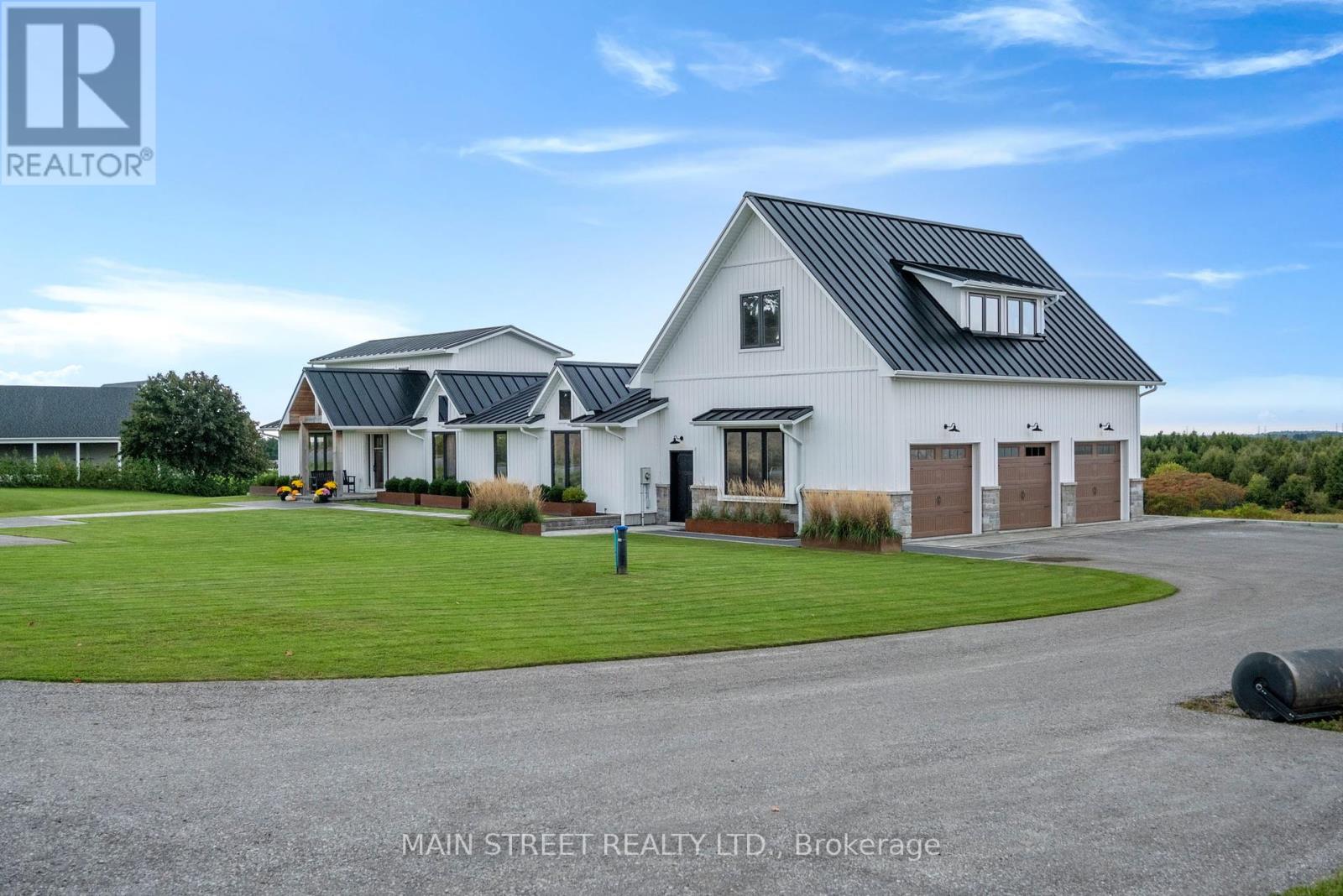 6346 Clemens Rd, Clarington, ON L1C 3K6