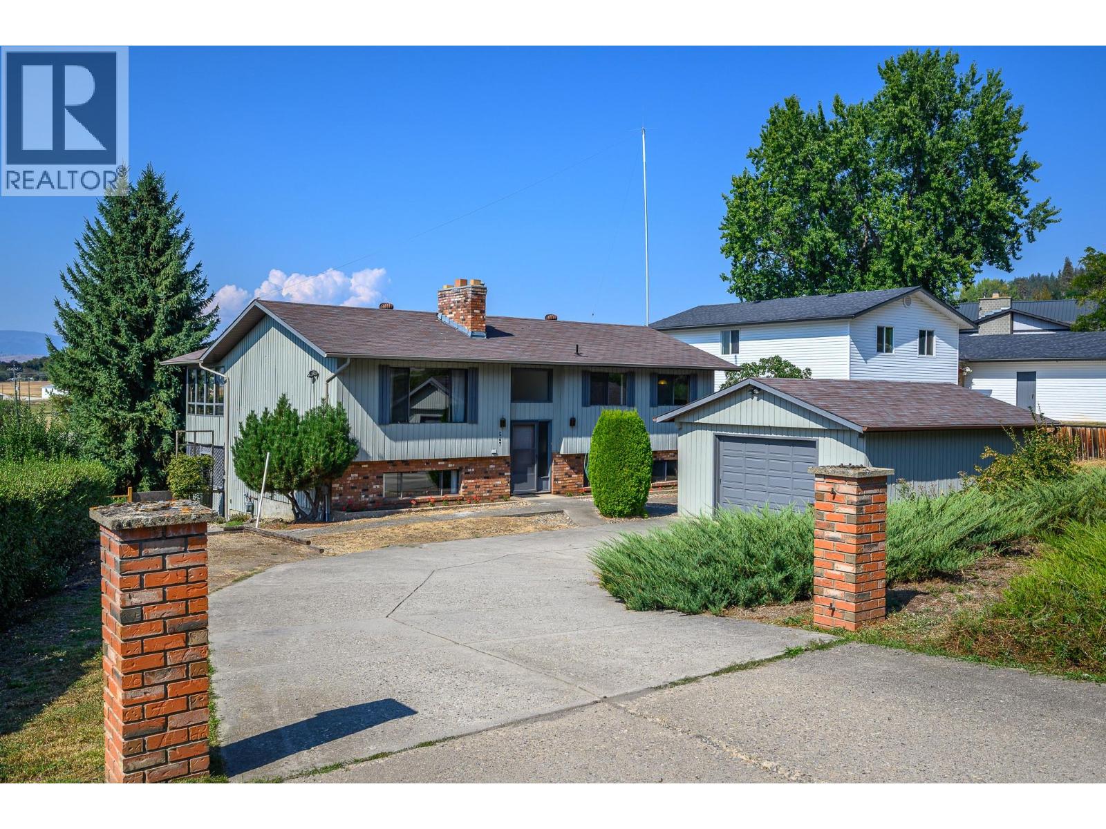 547 Robin Rd, Vernon, BC V1B 3B2
