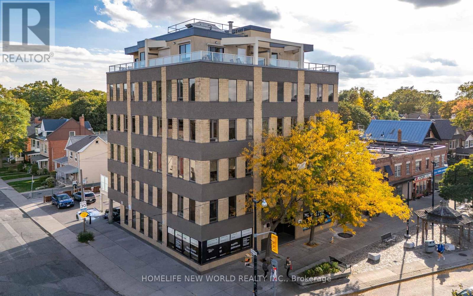 303 1 St Johns Rd, Toronto Junction Area, ON M6P 4C7