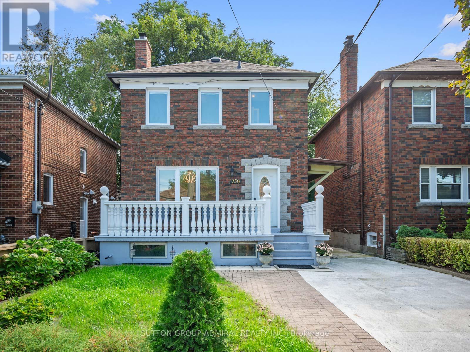 759 Eglinton Ave E, Toronto Leaside, ON M4G 2K8