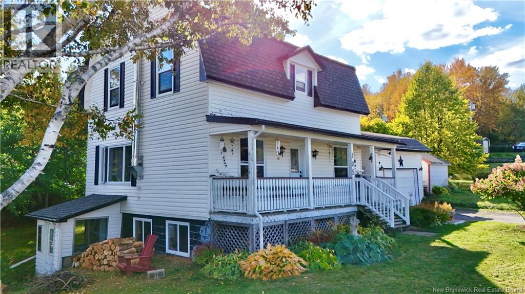 105 Notre Dame, Bathurst, NB E2A 3C8