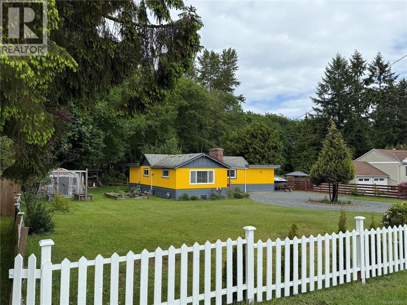 1471 Extension Rd, Nanaimo, BC V9R 6R7