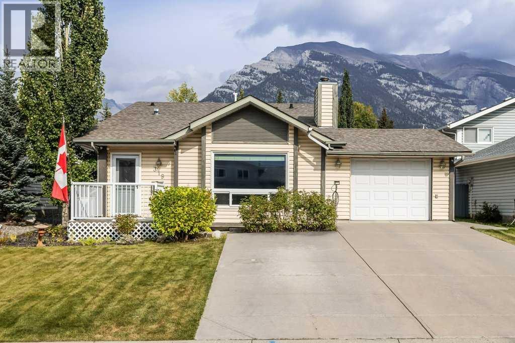 319 Hoodoo Cres, Canmore, AB T1W 1A8