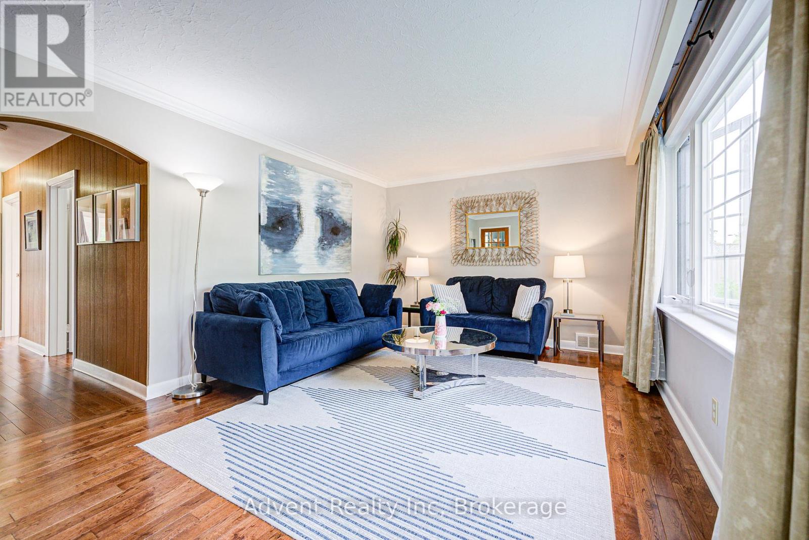 223 Willowdale Ave, Toronto, ON M2N 4Z4
