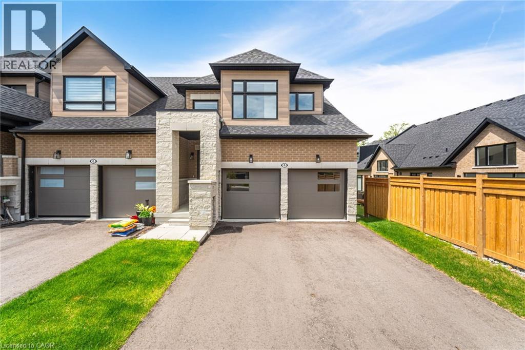 8 Lois Torrance Trl, Uxbridge, ON L9P 0R9