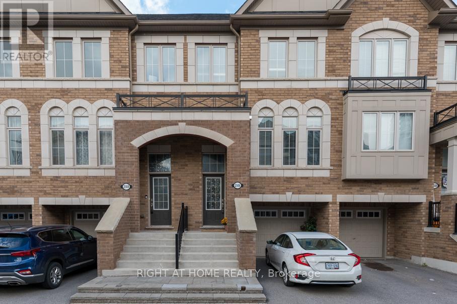 29 2506 Bromus Path N, Oshawa, ON L1H 7K4