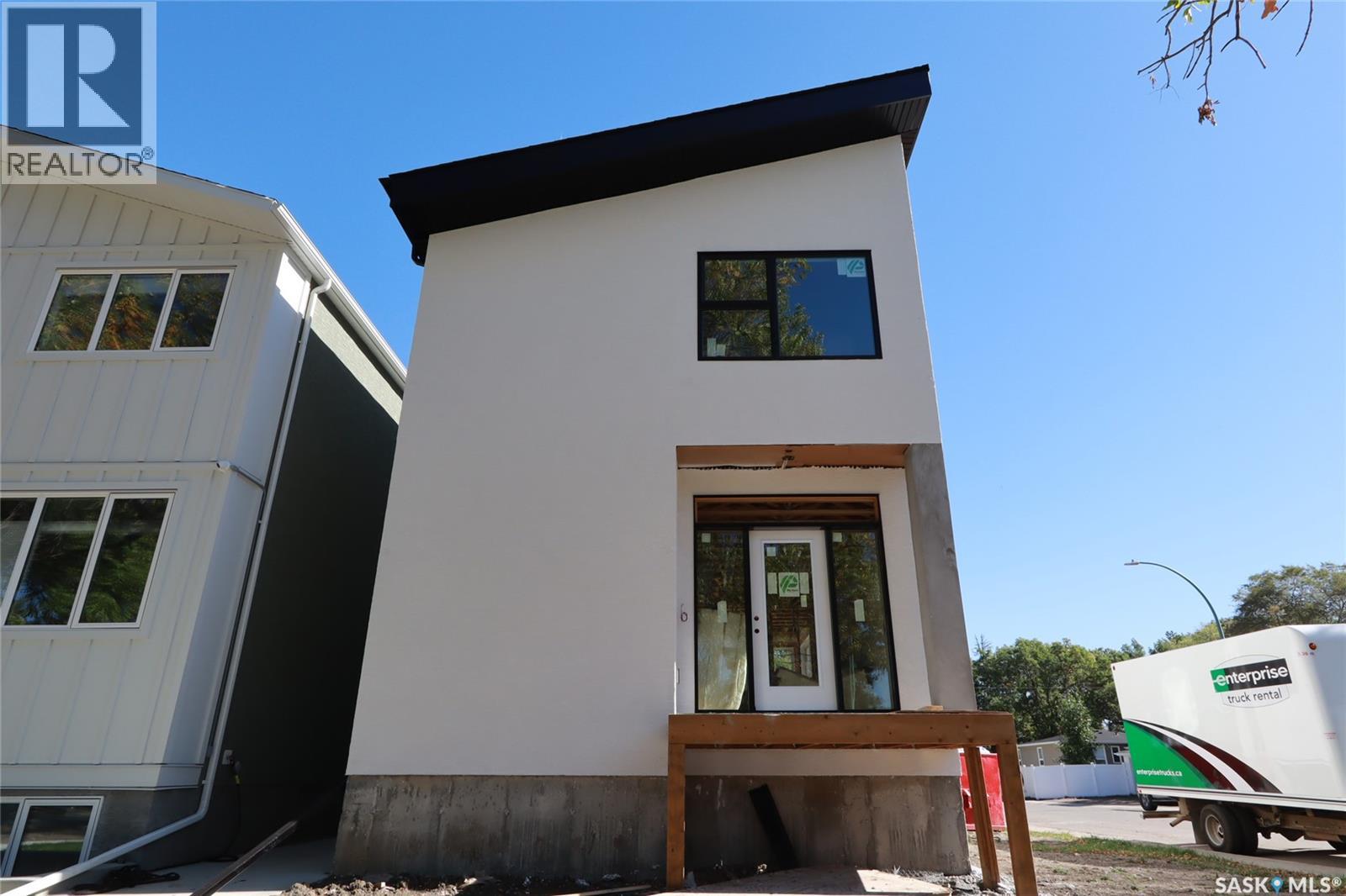 2475 Mcara St, Regina, SK S4N 2W6