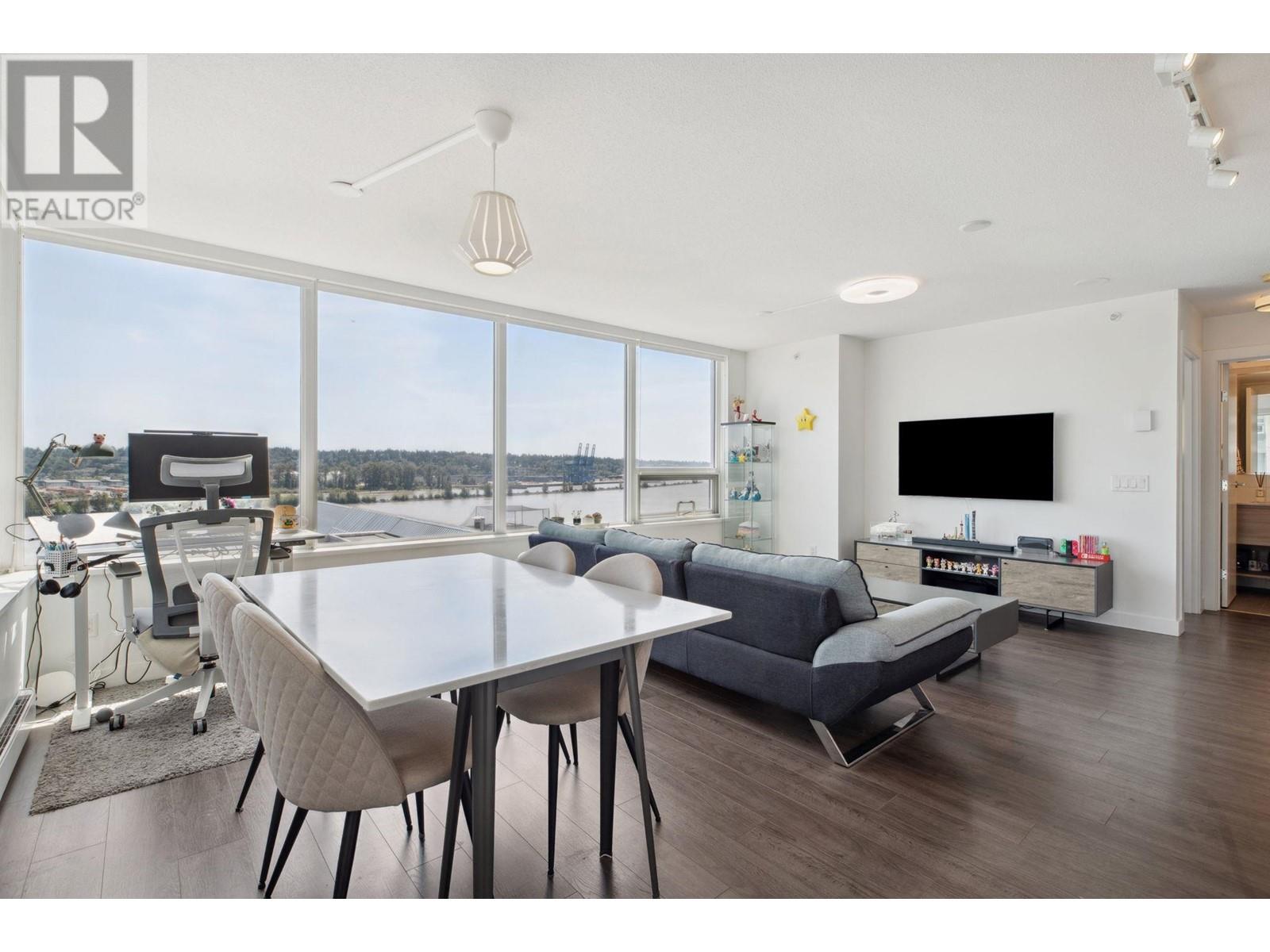 988 Quayside Drive Unit 909, New Westminster, BC V3M 0L5
