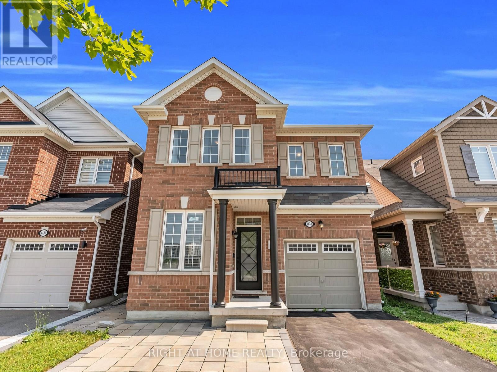 1139 Farmstead Dr, Milton, ON L9T 7K6