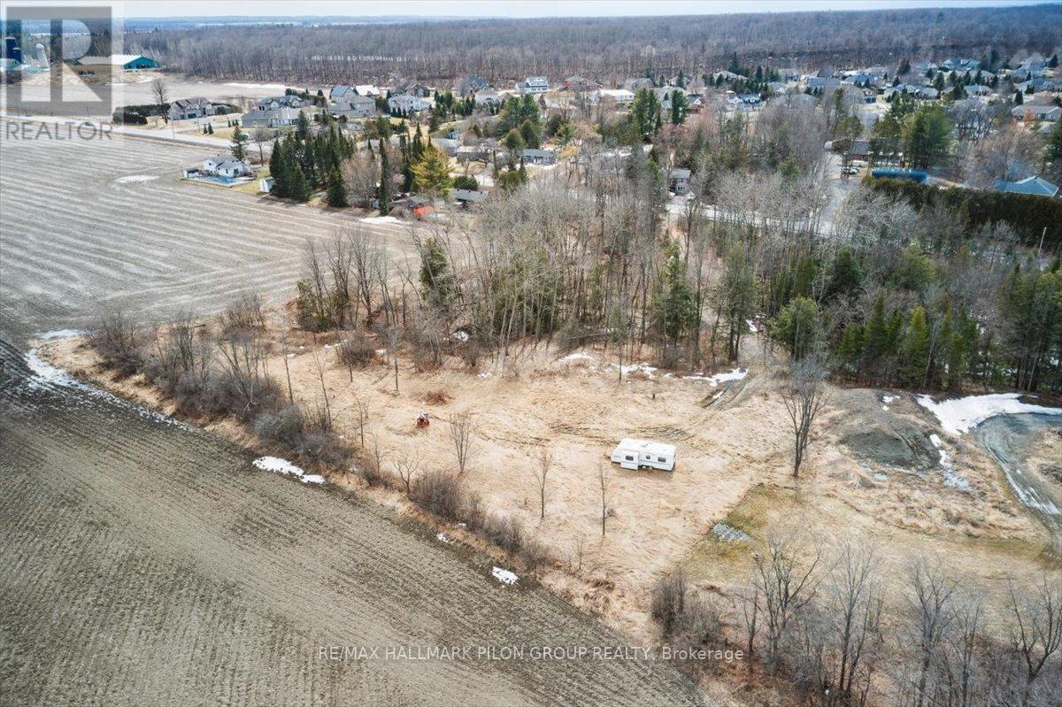 1219 Dunning Rd, Ottawa, ON K4B 1J1
