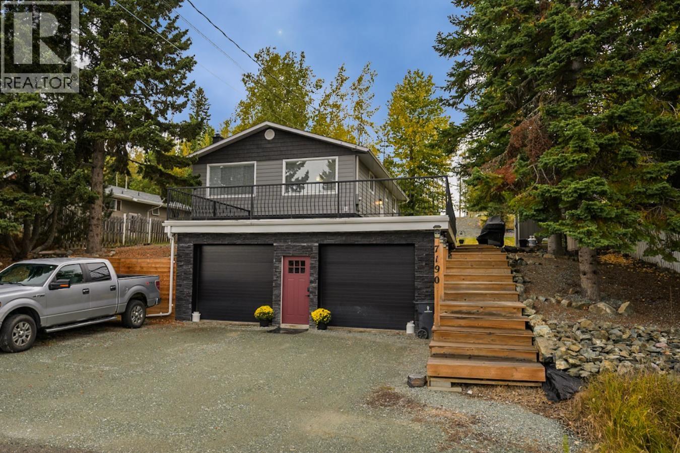 7190 Thompson Dr, Prince George, BC V2N 5N4