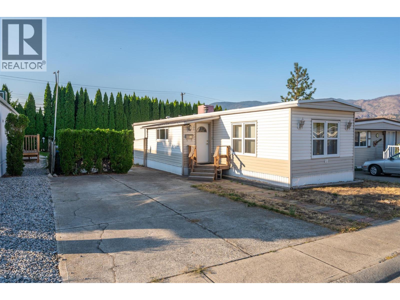 98 Okanagan Avenue E Unit 97, Penticton, BC V2A 3J5