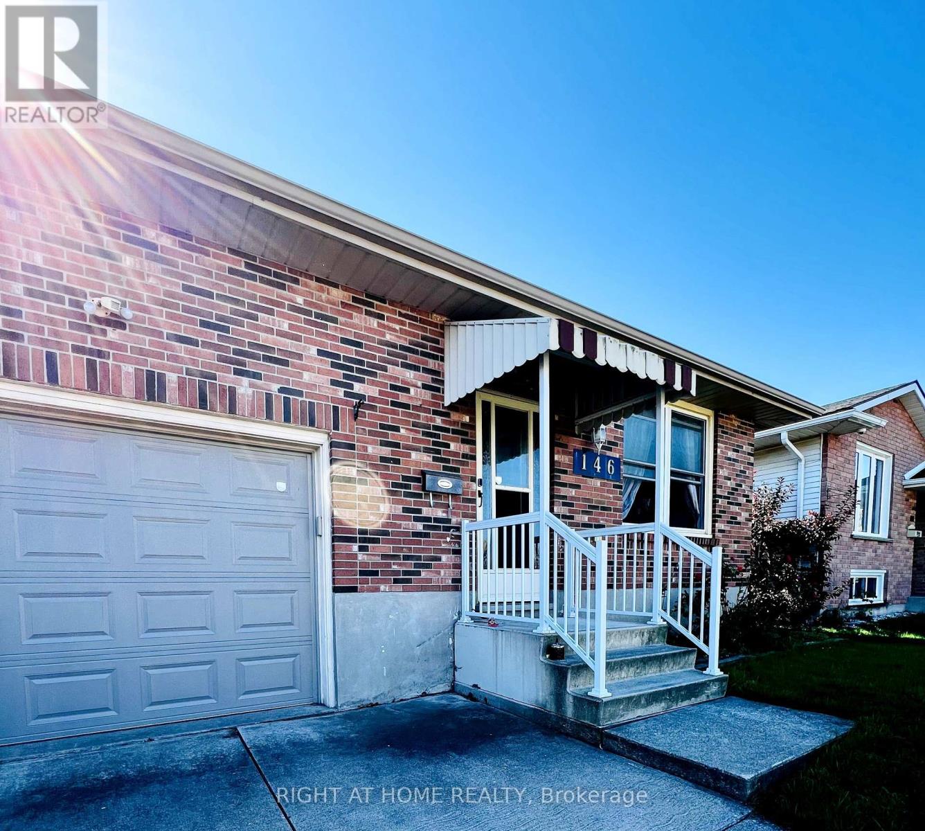 146 St Augustine Dr, St. Catharines, ON L2P 3W1