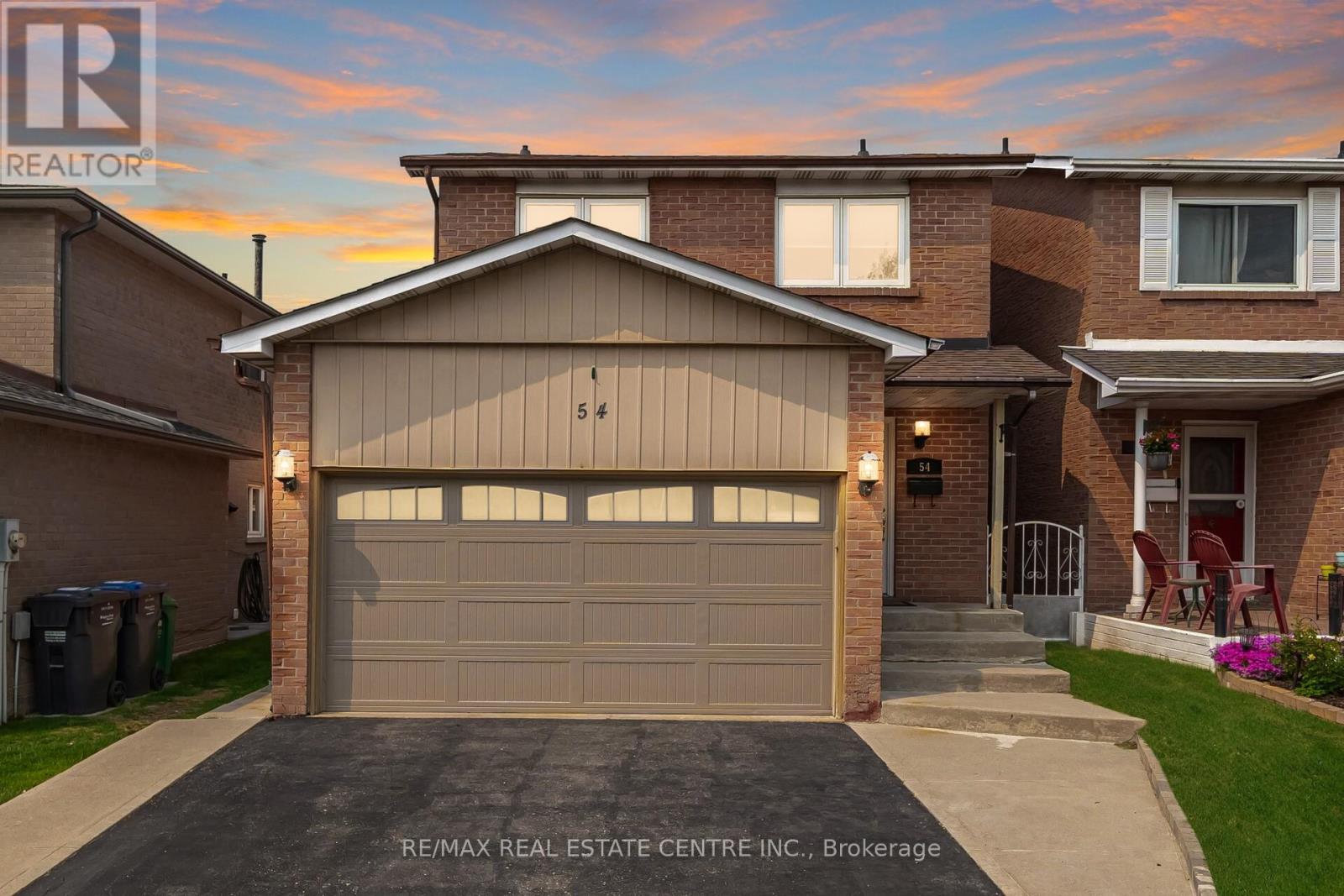 54 Royal Palm Dr, Brampton, ON L6Z 1P6