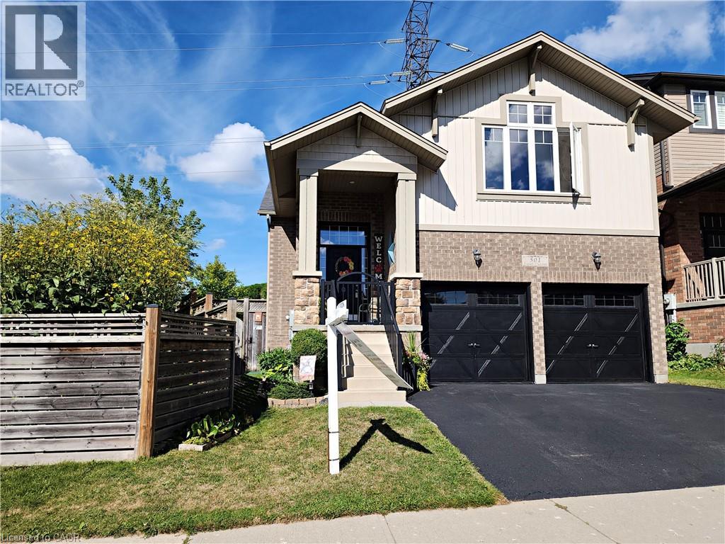 501 Isaiah Cres, Kitchener, ON N2E 0B4