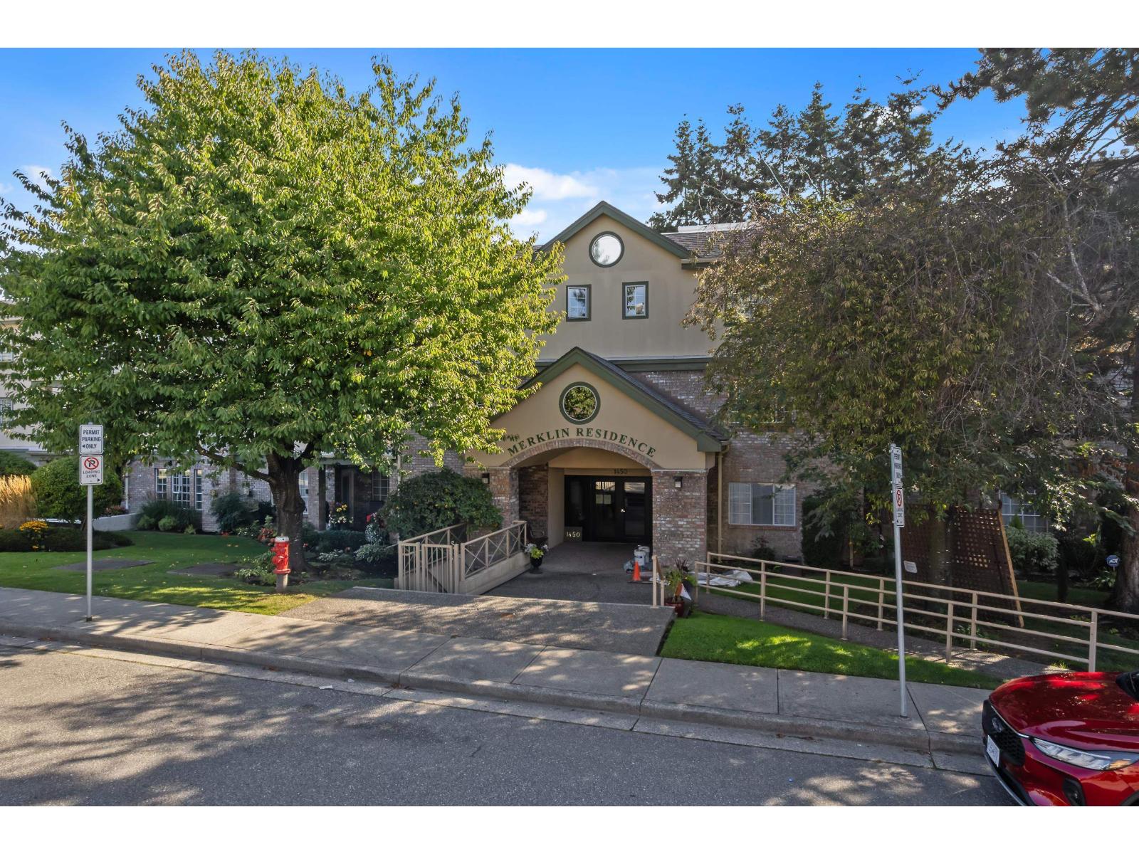 1450 Merklin Street Unit 103, White Rock, BC V4B 4C3