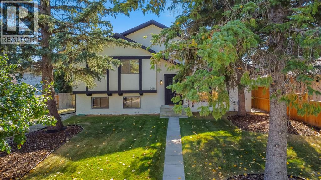 208 Cedarille Grn SW, Calgary, AB T2W 2H4