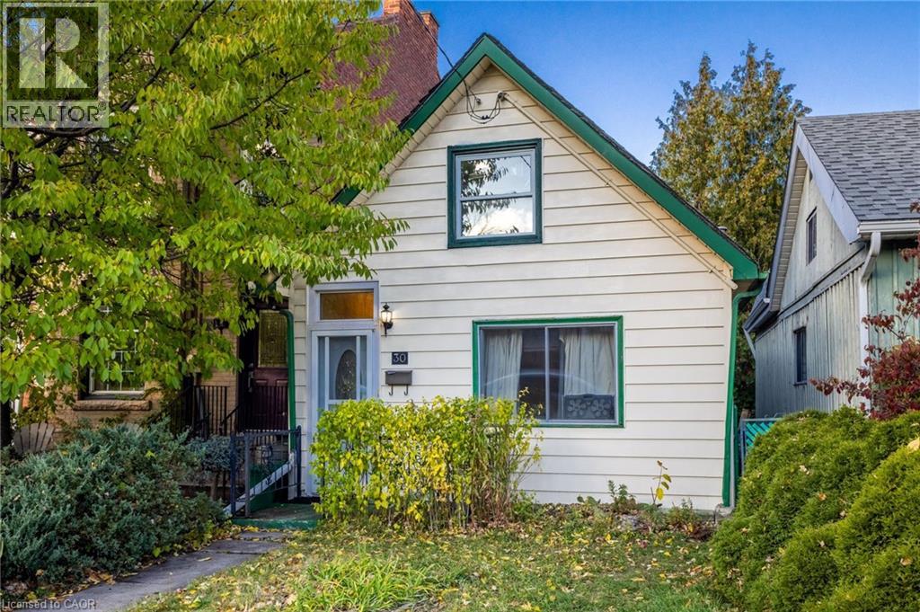 30 Chatham St, Hamilton, ON L8P 2B4