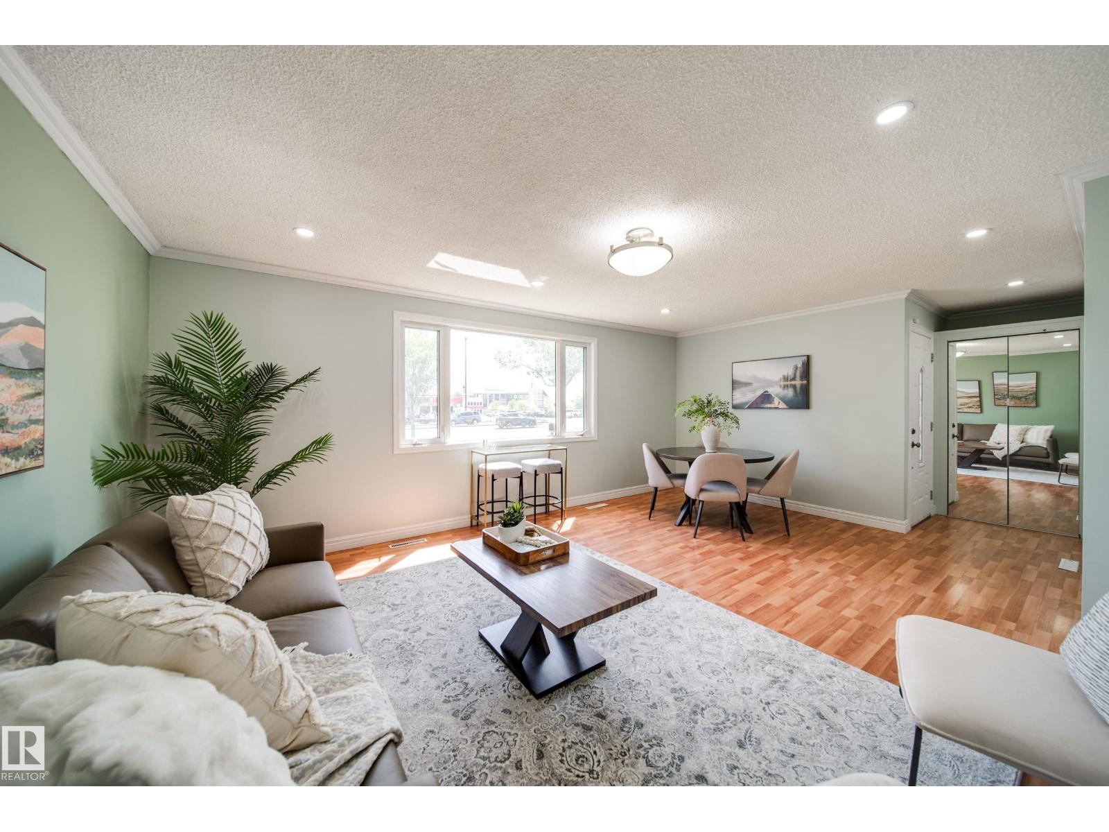 13004 Fort Rd NW, Edmonton, AB T5A 1B8