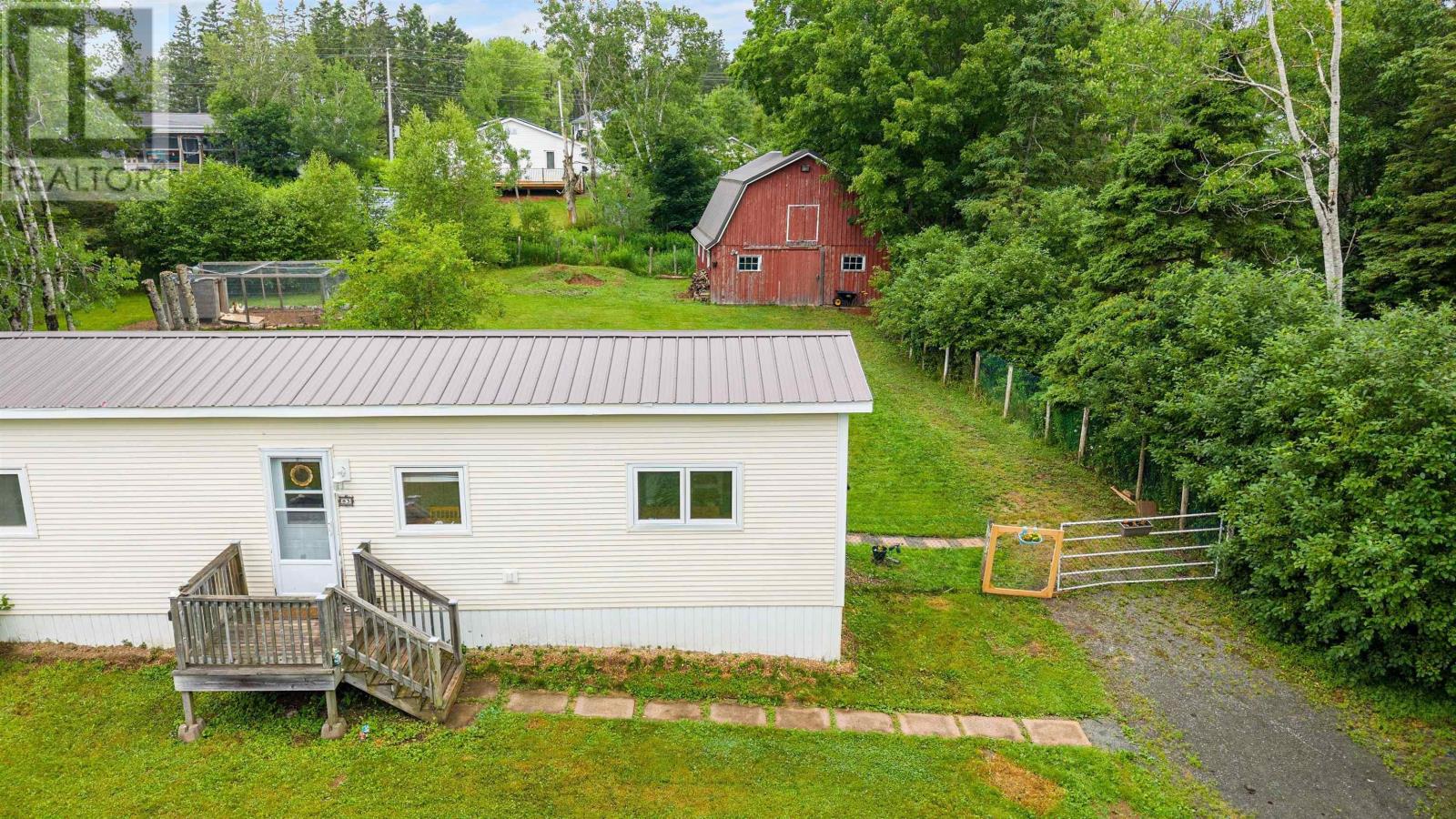 83 E Mountain Rd, East Mountain, NS B6L 2E3