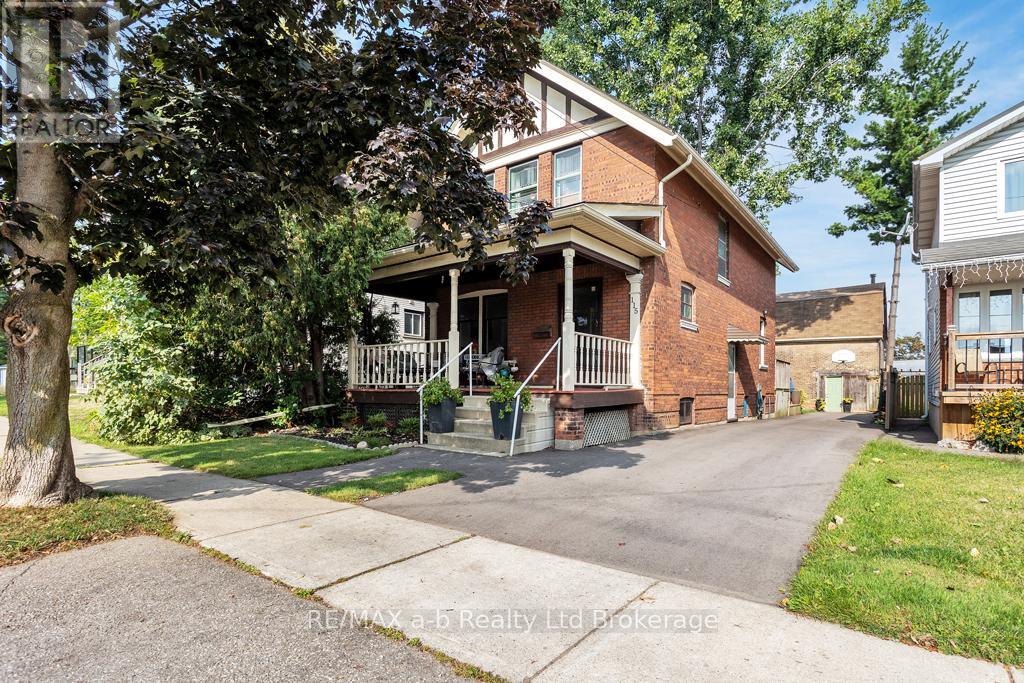 115 Winniett St, Brantford, ON N3T 1N1
