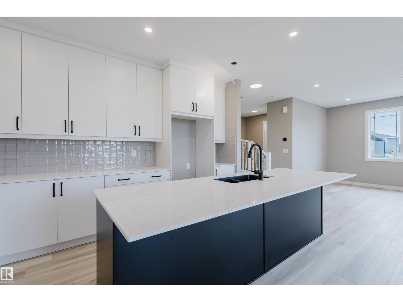 1091 Old Man Creek Bv, Sherwood Park, AB T8H 3B4
